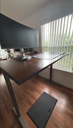 Uplift Desk V2 Dual Motor