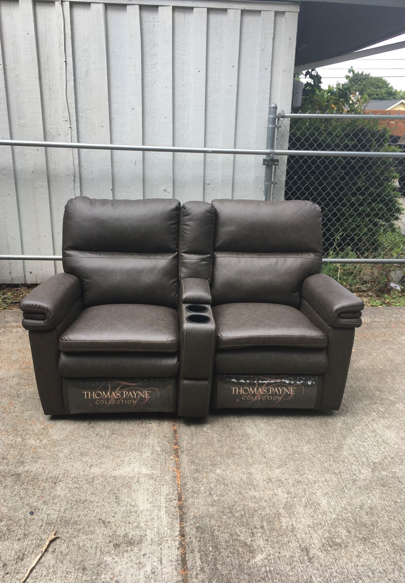 Rv theatre seats pending sale