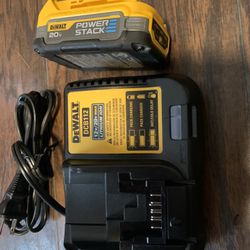 Dewalt 20V Powerstack Kit
