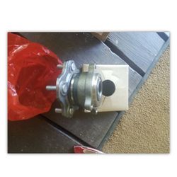 Pair Of AWD Nissan Murano Rear Hub Bearings For 2003 Thru 2007 BRAND NEW IN BOX