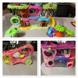 Set of 3 littlest pet shop play sets. A tree house, car paw powered cruiser and pet adoption play Set