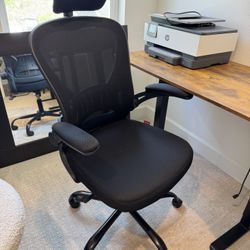 Black Office Chair