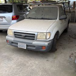 2000 Toyota Tacoma 