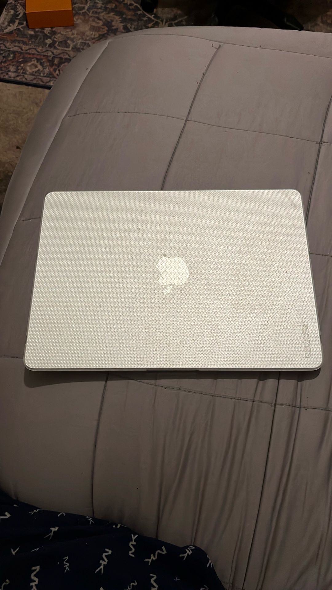 MacBook Air 8GB
