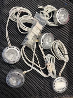 USA Lighting Cabinet lights G-8bulb 5psc
