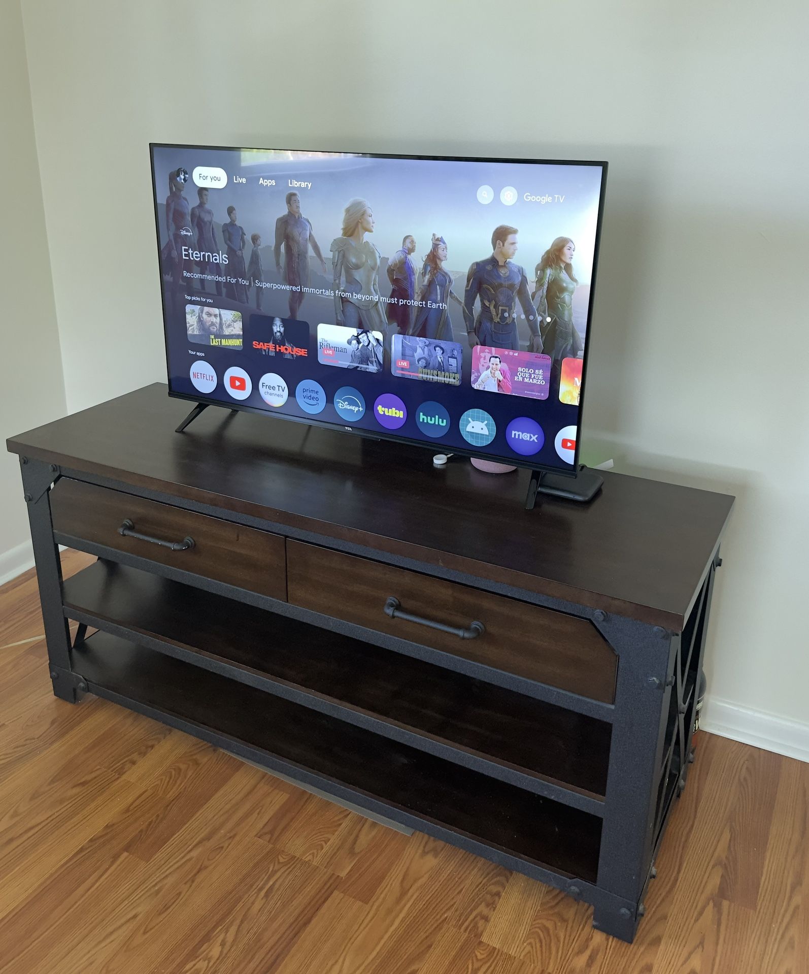 43inch TCL Smart TV & Stand 