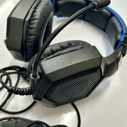Gaming Headset with Mic & USB Connection