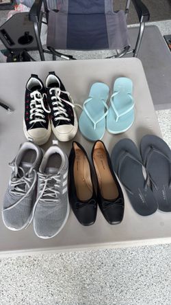 Women’s shoe bundle
