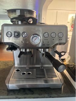 Breville Espresso Machine with Grinder