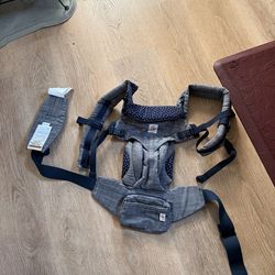 Ergobaby Baby Carrier