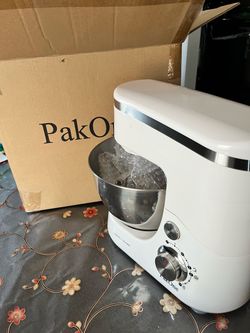 Stand mixer