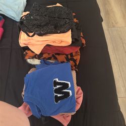 Women’s Size Small Clothing Bundle – 10 Pieces