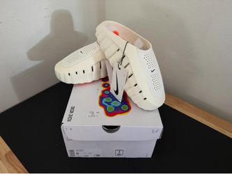 Nike Mind 001