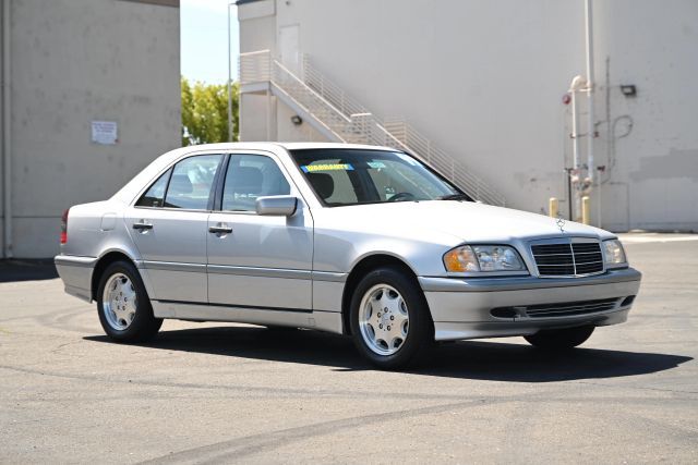 1999 Mercedes-Benz C-Class