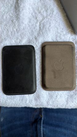 Iphone 2nd gen MagSafe wallets