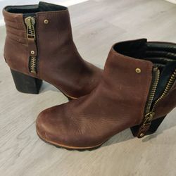 SOREL women's Ankle Boots - Sz 8