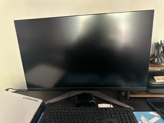 LG 32" Ultragear 4K UHD (3840x2160) Gaming Monitor, 144Hz, 1ms, VESA DisplayHDR 400, G-SYNC and AMD FreeSync Premium, HDMI 2.1, DisplayPort, 4-Pole HP