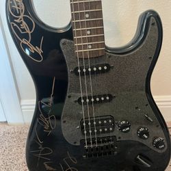 Fender Stratocaster Squier Signed By Styx (all Members)