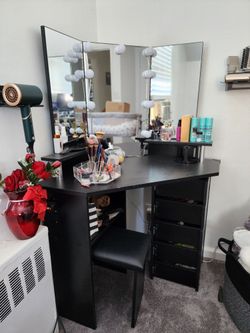 Black colour dressing table with 3 colored LED lights.