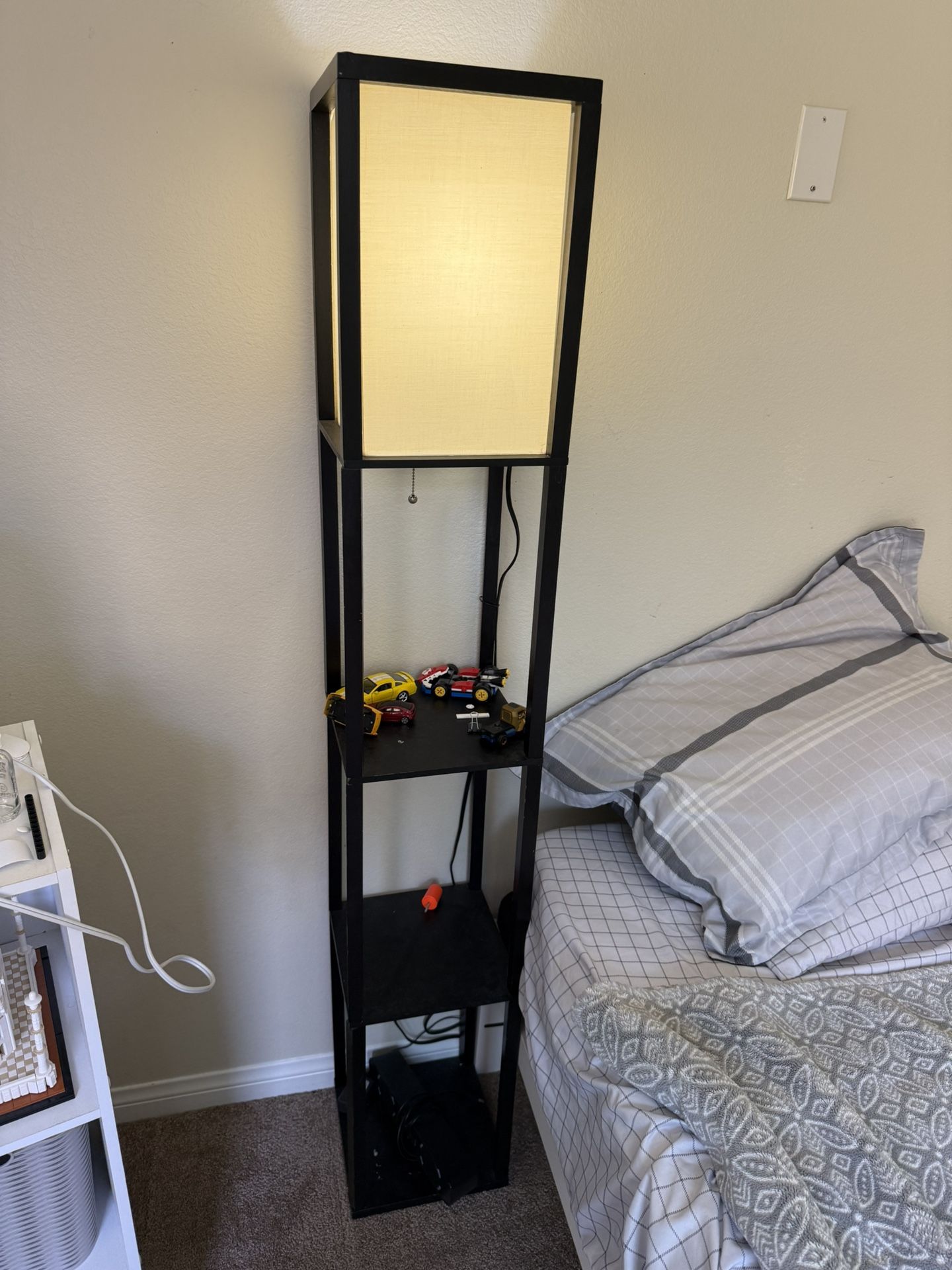 Lamp Table