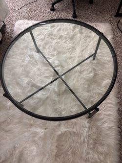 Circular coffee table