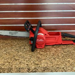 Chainsaw Milwaukee 2727-20