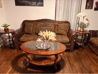 Living room set with tables