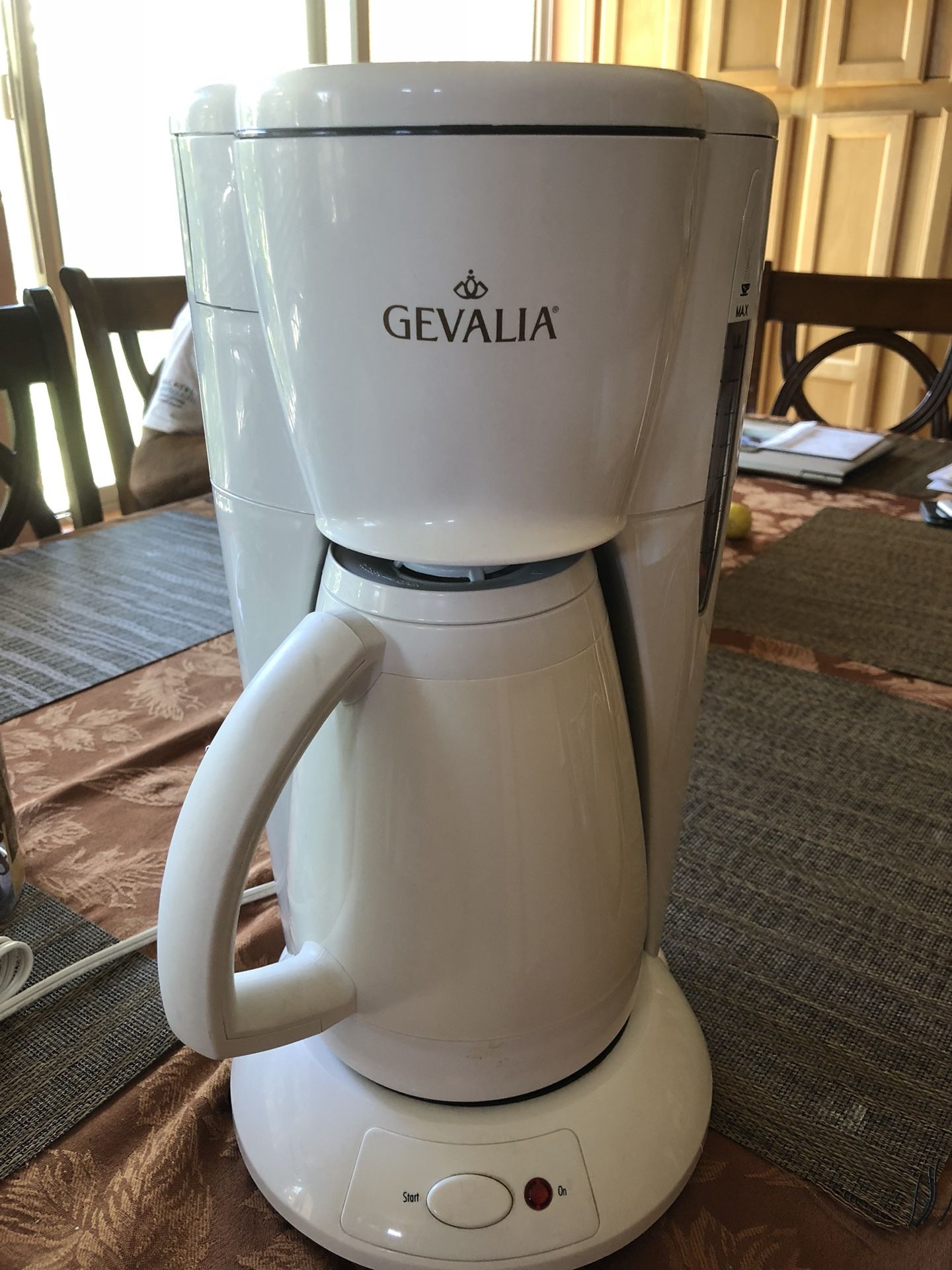 Gevalia Coffee Maker w/thermal carafe
