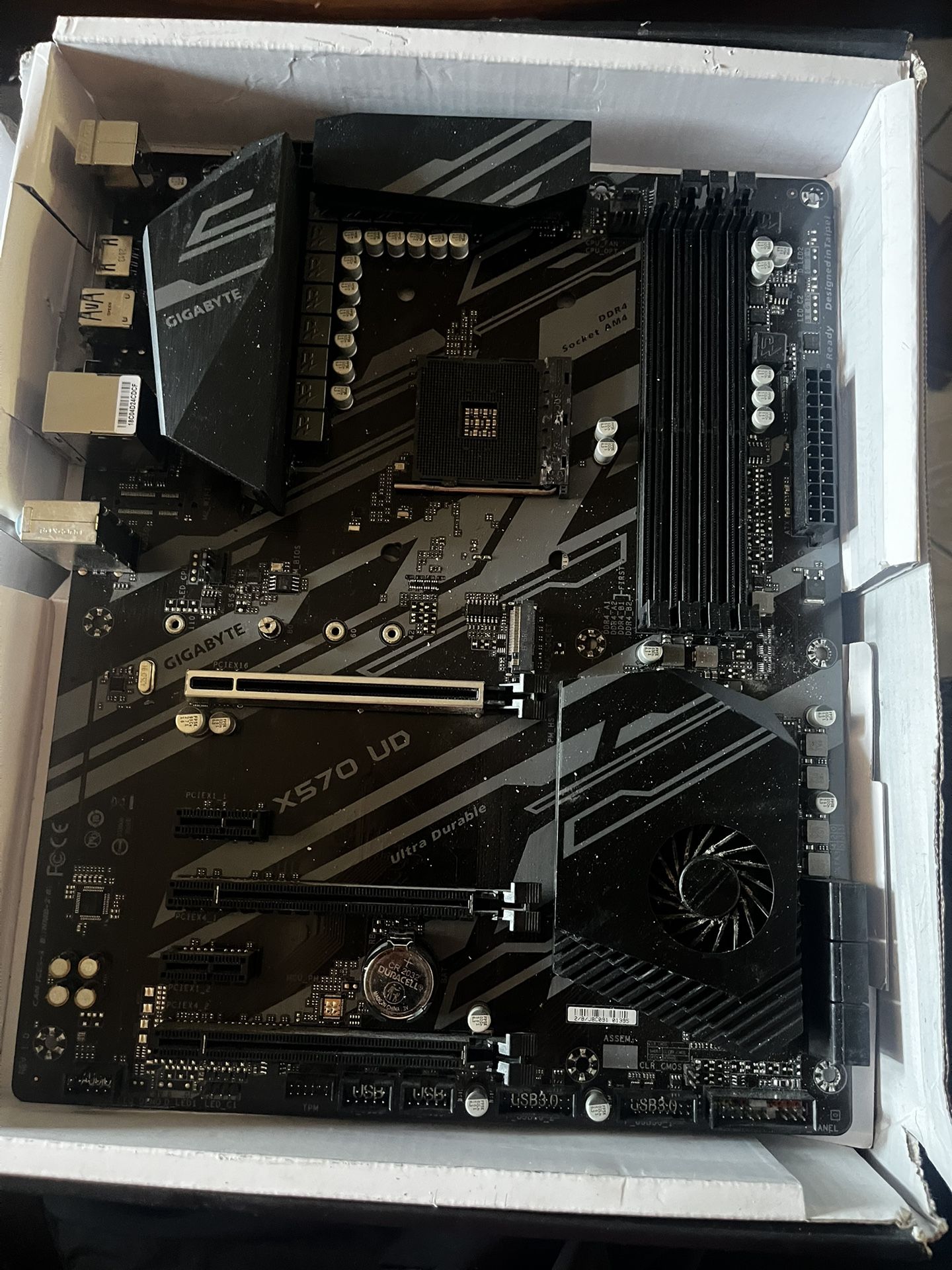 GIGABYTE motherboard