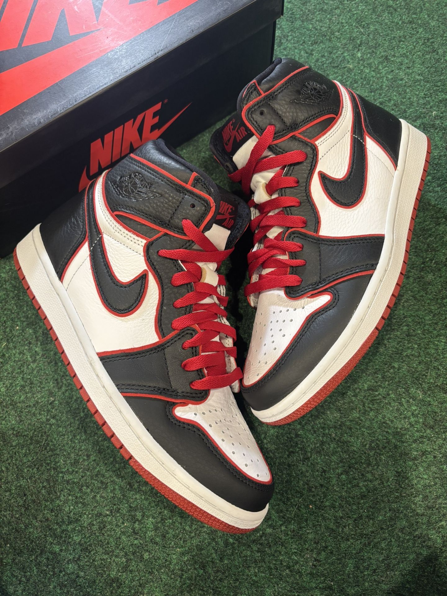 JORDAN 1 HIGH BLOODLINE SIZE 8