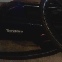 Sanitaire Vacuum Professional 