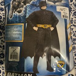 Batman Halloween Costume - Size Small. 4-6 Yrs