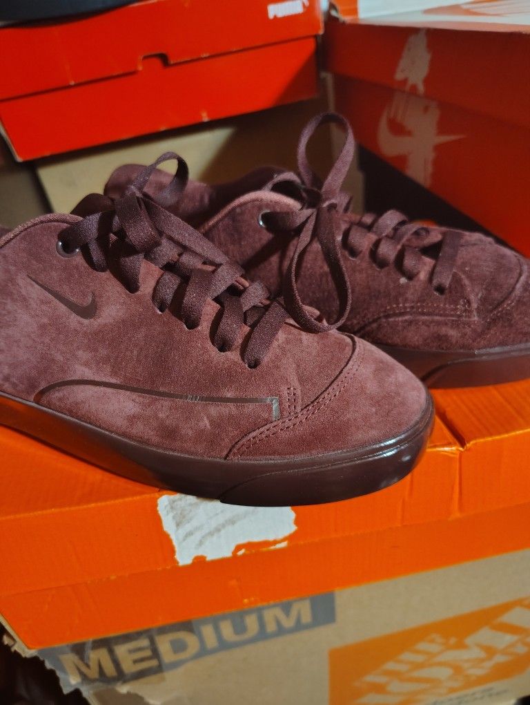 Women's - Nike Blazer City Low Size 8 Shoes