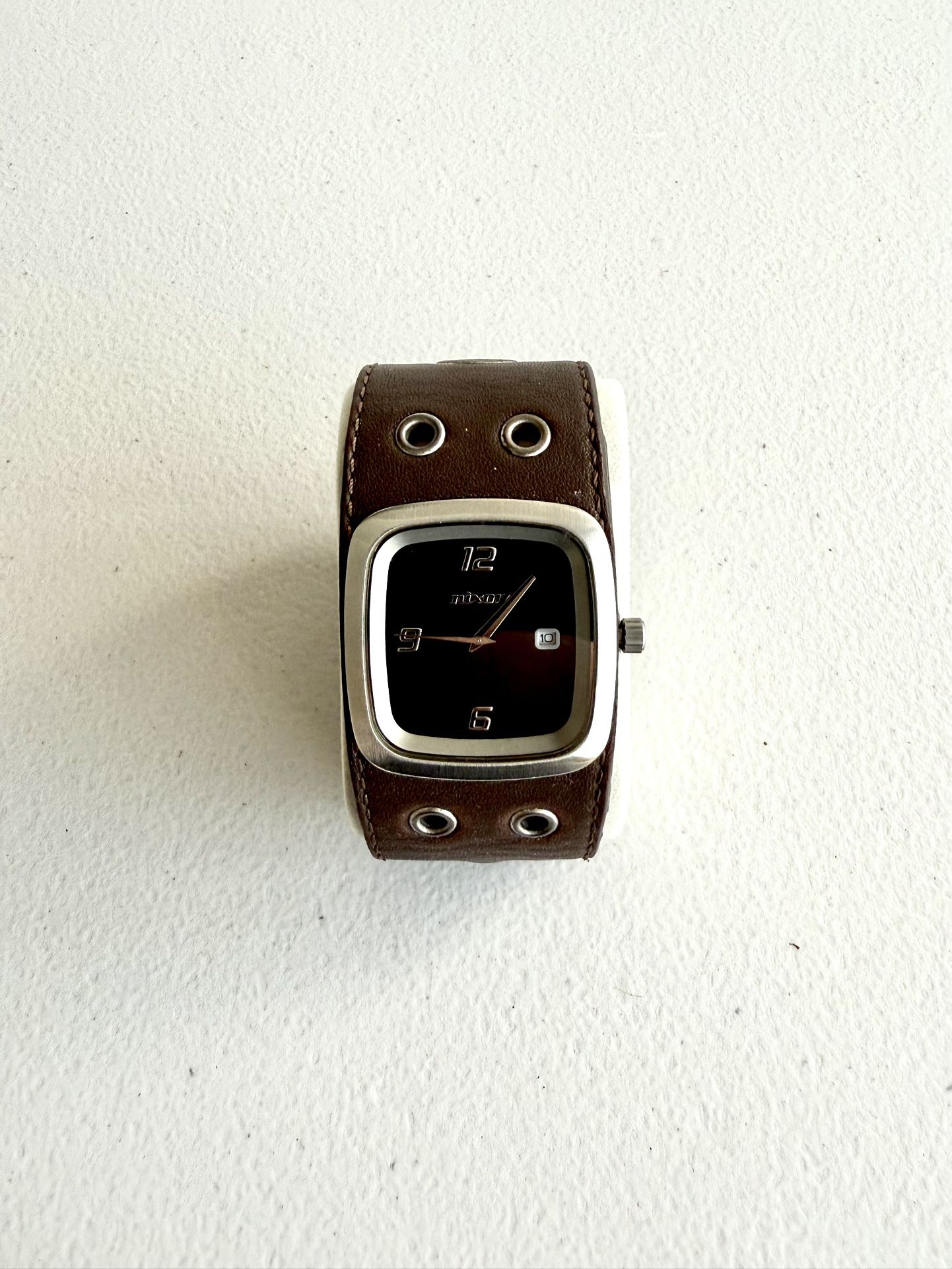 Nixon GTO Watch – Black Face w/ Brown Leather Band