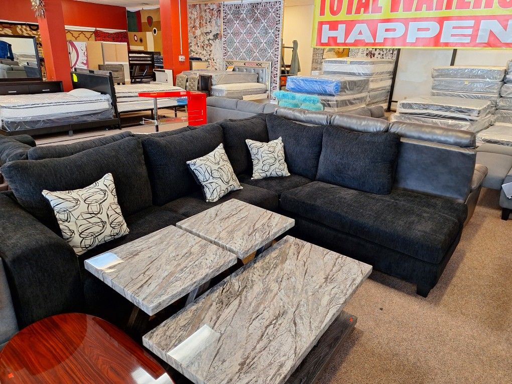 2 Pc. Sectional Black