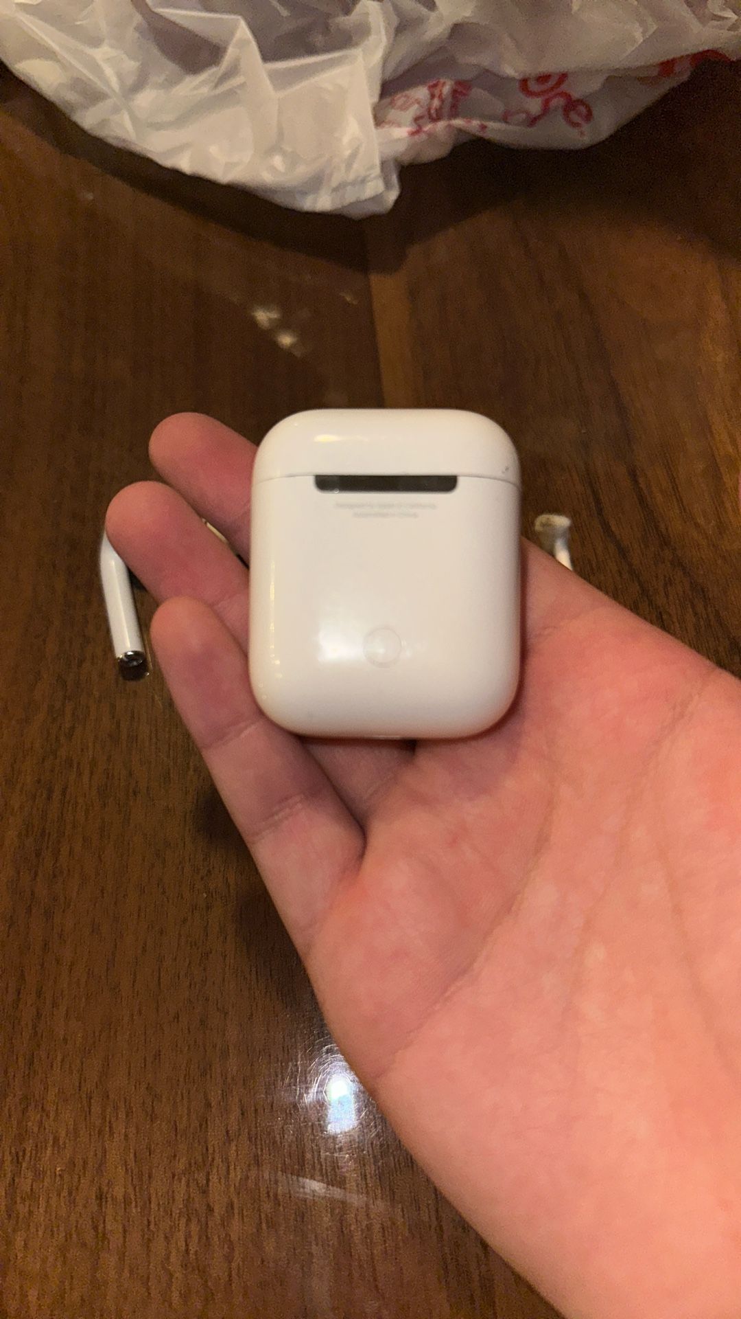 AirPods