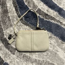 Women’s Coach Off White Wristlet