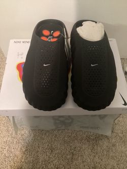 Nike mind  slides size 11