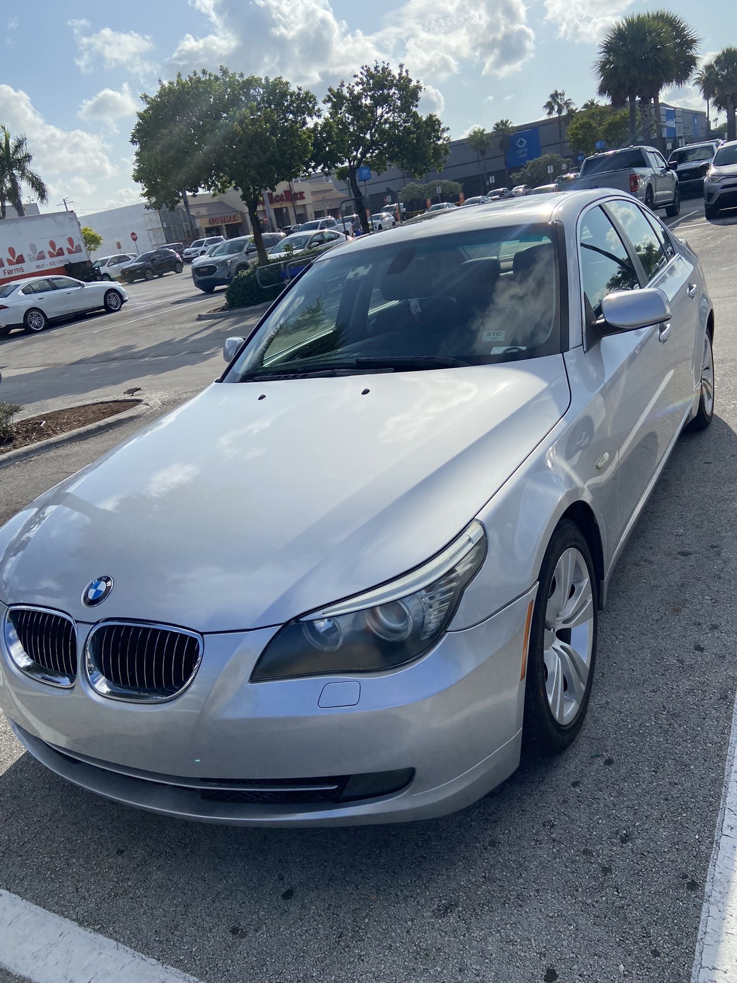 2009 BMW 528i