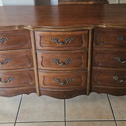 Vintage Broyhill Premier Dresser