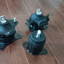 03-07 Accord Or 04-06 Acura Tsx Motor Mounts  