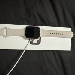 Apple Watch Se Gen 2 (2023)44mm