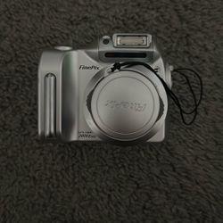 Fuji Film FinePix 2800Z Digital Camera