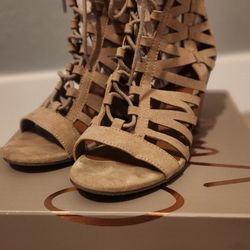 Crown Vintage Taupe Gladiator Wedge Size 6.5 Used