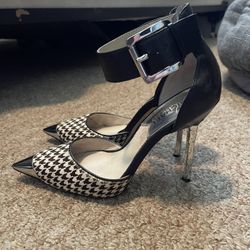 Gorgeous Michael Kors Heels Size 5.5