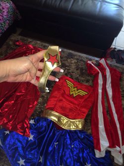 Xs wonder woman costume adult or child 10/12