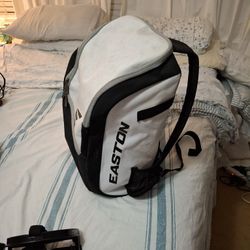 EASTON BASEBALL OR SOFTBALL BAG 