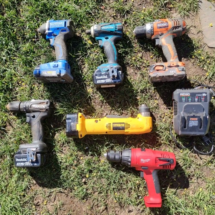 Lot Of 6 Assorted Drills And Batteries