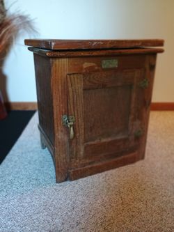 White clad oak ice box style cabinet 1'9"1'3"