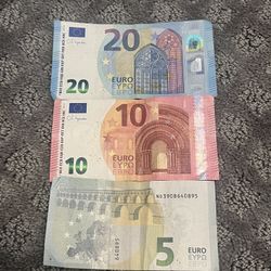 35 Euros 